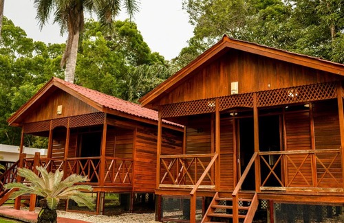 Chetumal Hotel | Discover Hotel Villa Diamante: Family-Friendly with Pool
