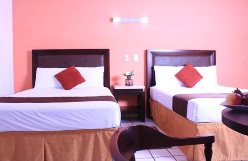 Centro Hotel | Guest Favorite: Hotel Villa las Rosas with Spa & Family Perks