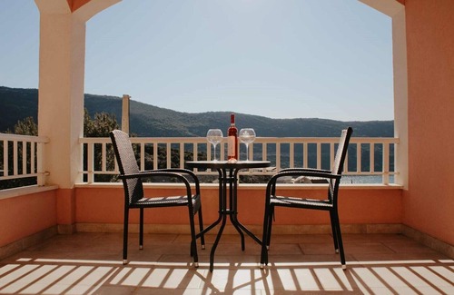 Neum Apartment | Pet-Friendly Hotel Villa Matić with Stunning Sea Views