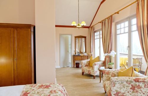 Jagervorstadt Hotel | Elegant Hotel Villa Monte Vino: Spa & Family-Friendly Stays