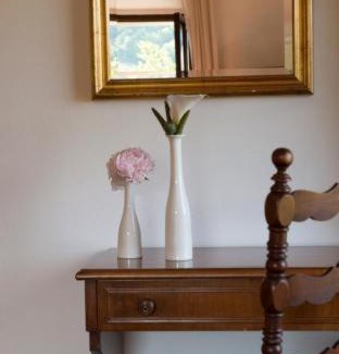 Monteluiano Hotel | Cozy Hotel Villa Montegranelli with Ocean Views & Pool
