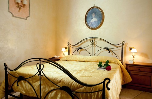 Atena Lucana Hotel | Explore Hotel Villa Torre Antica: 4-Star Comfort Awaits