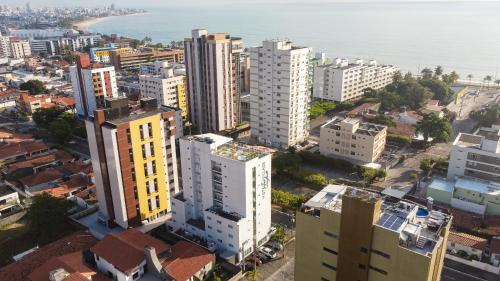 Manaira Hotel | Top-Rated Hotel Village Confort with Inviting Hot Tub