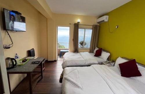 Baluwapati Deupur Hotel | Pet-Friendly Retreat at Hotel Village View Nagarkot