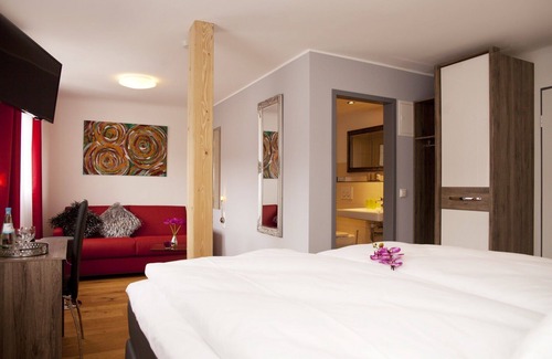 Cond Hotel | Experience Comfort at Hotel Vintage am Bundesbank Bunker