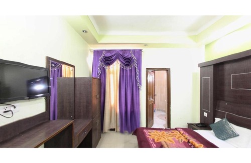 Katra House | Budget-Friendly Hotel Vipul Palace in Katra with Breakfast
