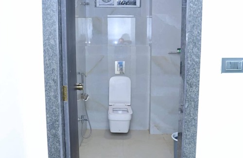 Shamshabad Hotel | Hotel Vista Airport Zone