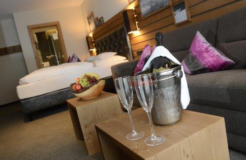 Ischgl Hotel | Pet-Friendly Retreat at Hotel Vista Allegra – 4-Star Comfort