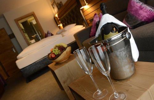 Ischgl Hotel | Pet-Friendly Retreat at Hotel Vista Allegra – 4-Star Comfort