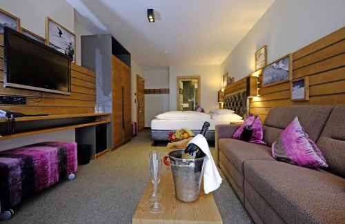 Ischgl Hotel | Pet-Friendly Retreat at Hotel Vista Allegra – 4-Star Comfort