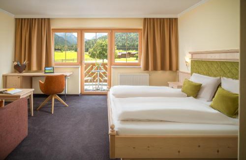 Unken Hotel | Relaxing Oceanfront Retreat at Hotel Vitaloase zu den drei Brüdern