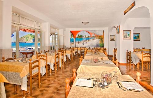 Succhivo Hotel | Relax at Hotel Vittorio Beach Resort with Oceanfront Bliss