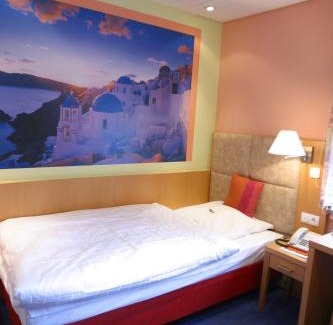 Schwarzenmoor Hotel | Discover Comfort at Hotel Vivendi with Pet-Friendly Amenities