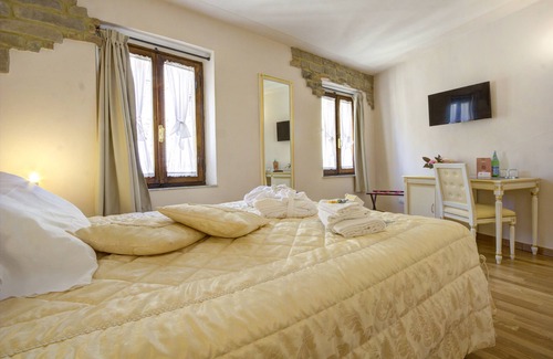 Volterra Hotel | Top-Rated Hotel Volterra In with Family-Friendly Amenities