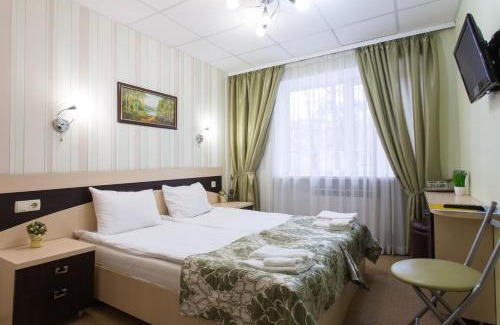 Petrovskoye Hotel | Discover Hotel Voyage: Family-Friendly with Breakfast Included