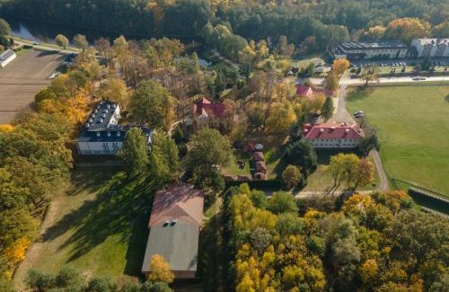 Strykow Hotel | Welcoming Hotel w Dobieszkowie: Pet-Friendly Retreat
