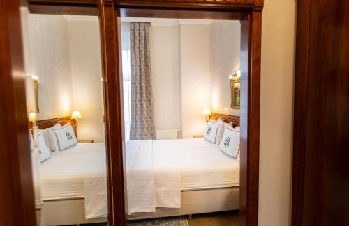 Osijek Hotel | Discover Hotel Waldinger: 4-Star Stay with Hot Tub & Dining