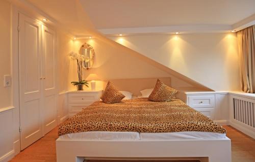 Kampen Hotel | Oceanfront Retreat at Hotel Walter´s Hof - Pet Friendly Stay