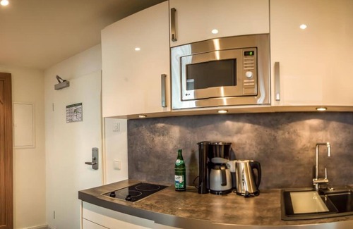 Mitte Hotel | Top-Rated Hotel Warnow: Family-Friendly with Breakfast Options