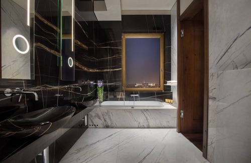 Srodmiescie Połnocne Hotel | Experience Elegance at Hotel Warszawa – Rated 9/10