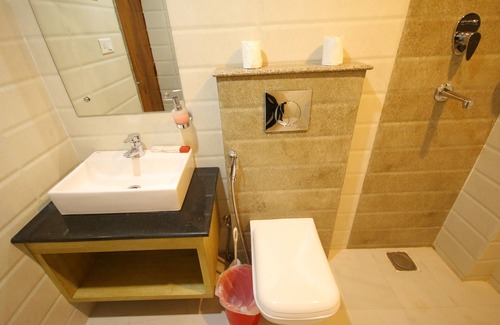 Nuwakot Hotel | Discover Siddhartha Hotel Water Tower: Family-Friendly Retreat
