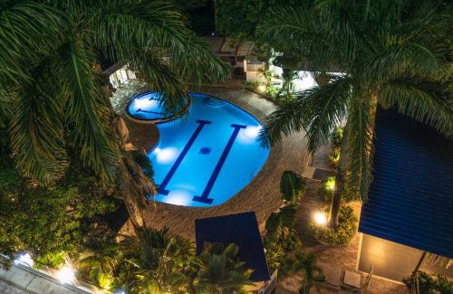 Acacias Hotel | Relax at Hotel Wayra Club: Pet Friendly with Ocean View