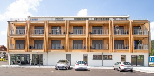 Munderfing Hotel | Elegant Hotel Weiß: Guest Rated 9/10 with Hot Tub & Breakfast