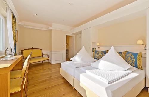Mainz-Bingen Hotel | Discover Hotel Weinberg-Schlößchen: Pet-Friendly & Family-Ready