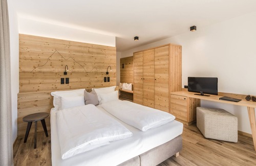 Laion Hotel | Relax at Hotel Weisses Rössl - Cavallino Bianco Retreat