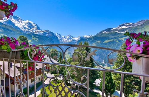 Wengen Hotel | Discover Hotel Wengener Hof: 4-Star Retreat with Hot Tub