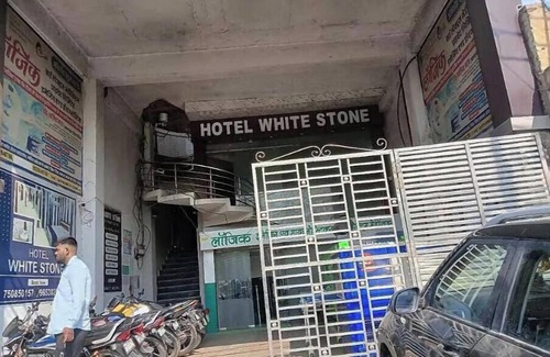 Gonda Apartment | Hotel White Stone Standard Room 2