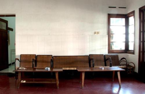 Magelang Hotel | Discover Hotel Wijaya Magelang: Pet-Friendly Retreat