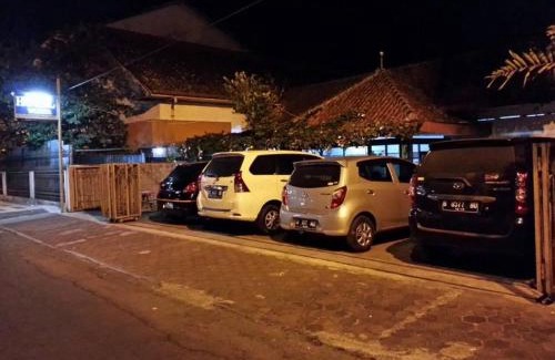 Magelang Hotel | Discover Hotel Wijaya Magelang: Pet-Friendly Retreat