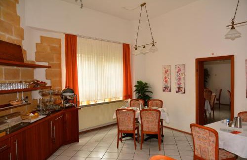 Bedingrade Hotel | Comfortable Stay at Hotel Wilhelmshöhe with Family-Friendly Perks