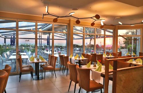 Diedrichshagen Hotel | Discover Hotel Wilhelmshöhe: Oceanfront Bliss Awaits