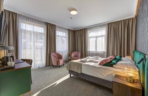 Krynica-Zdroj Hotel | Experience Hotel Willa Tatrzańska: 4-Star Guest Rated Stay