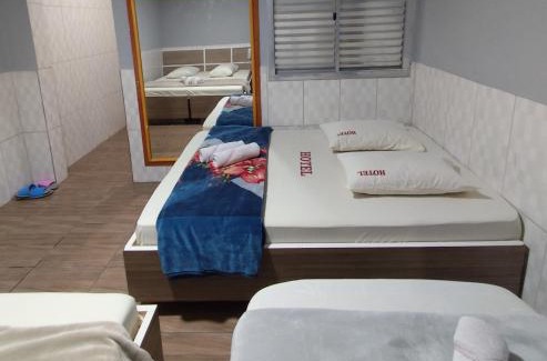 Zona Leste Hotel | Budget-Friendly Hotel Xandu with Family Amenities & Dining