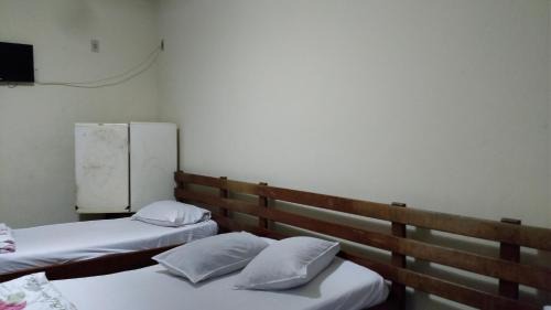 Casimiro de Abreu House | Budget-Friendly Stay at Hotel Ximenes - Pet & Child Friendly