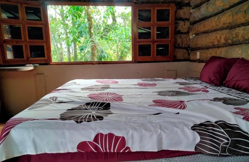 Tilaco House | Experience Hotel y Cabaña La Peña: Pet-Friendly Retreat