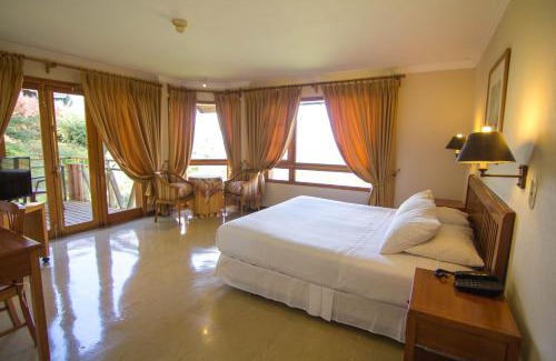 Frutillar Hotel | Relaxing Getaway at Hotel y Cabañas Punta Larga