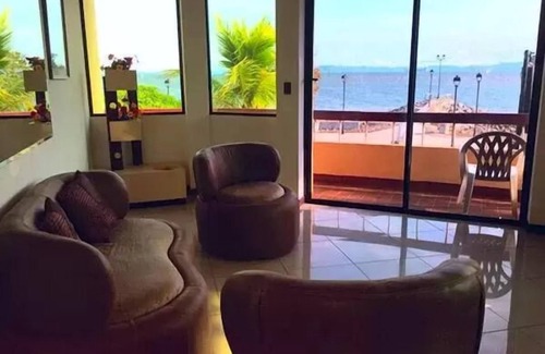 Puntarenas Hotel | Discover Hotel Yadran: Family-Friendly with Pool & Spa