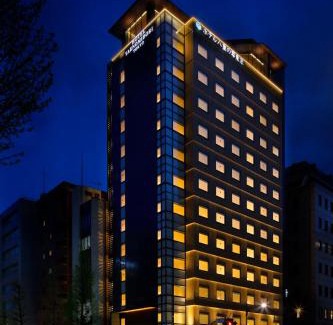 Hatchobori Hotel | Discover Comfort at Hotel Yaenomidori Tokyo - 4-Star Stay