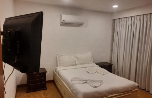 Margarita Island Apartment | Relaxing Stay at Hotel Yaque Club with Oceanfront Views