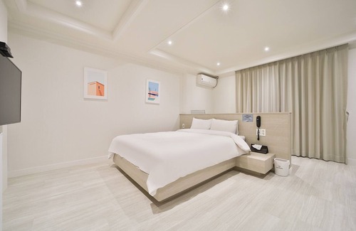Gumi Hotel | Comfortable Hotel Yeogiuhtte Gumi Indong 2nd Branch Stay