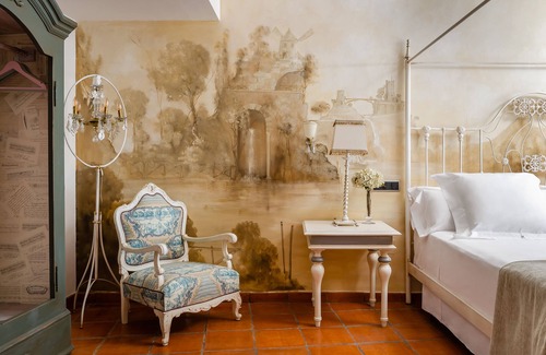 Old Town Baeza Hotel | Discover Hotel YIT La Casona del Arco: 4-Star Comfort Awaits