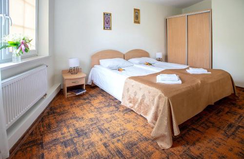 Gizycko Hotel | Discover Hotel Zamek: Oceanfront Retreat with Spa & Pool