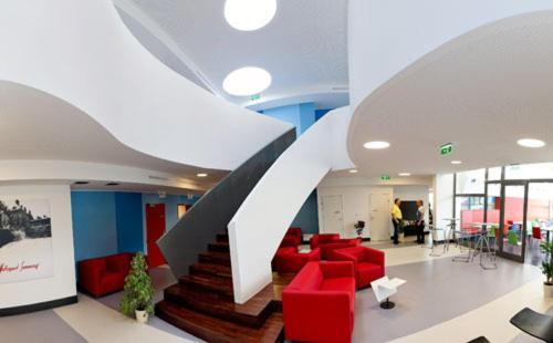 Spital am Semmering Hotel | Hotel Zauberberg: Pet-Friendly Retreat with Breakfast Included