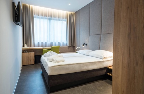 Lasko Hotel | Relax at Hotel Zdravilisce Lasko: Pool, Spa & Dining