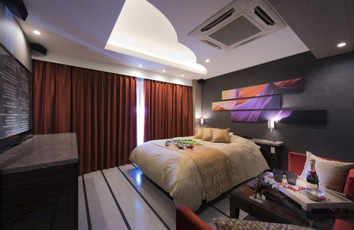 Kanagawa Hotel | Experience Comfort at HOTEL IN THE MOON YOKOHAMA, 9.2/10