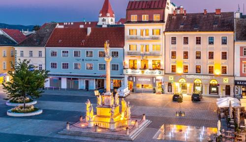 Wiener Neustadt Hotel | Explore Hotel Zentral: Pet-Friendly with Family Amenities